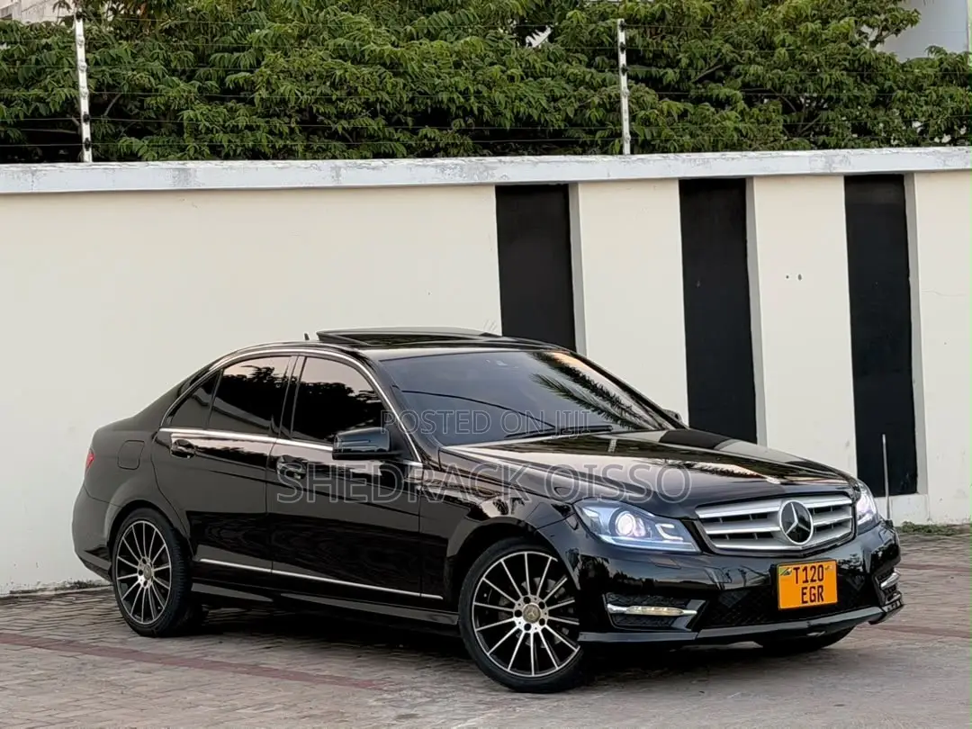 Mercedes-Benz C-Class 2013 Black