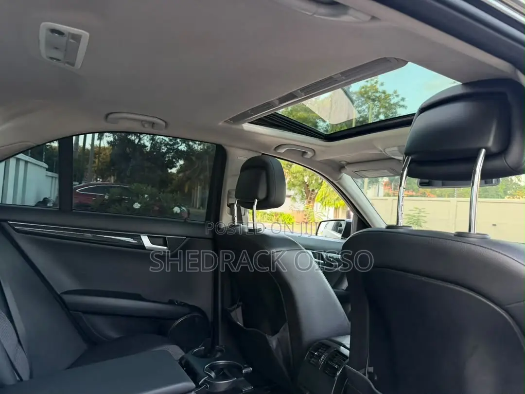 Mercedes-Benz C-Class 2013 Black