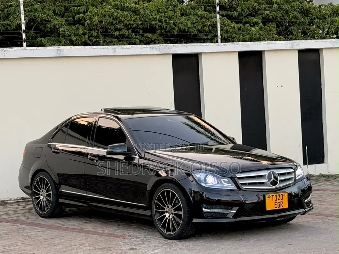 Mercedes-Benz C-Class 2013 Black