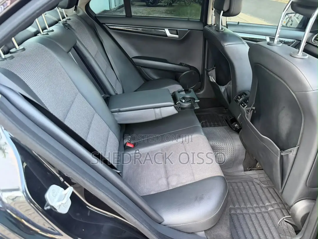 Mercedes-Benz C-Class 2013 Black