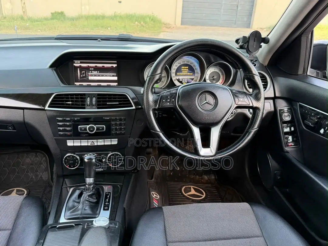 Mercedes-Benz C-Class 2013 Black