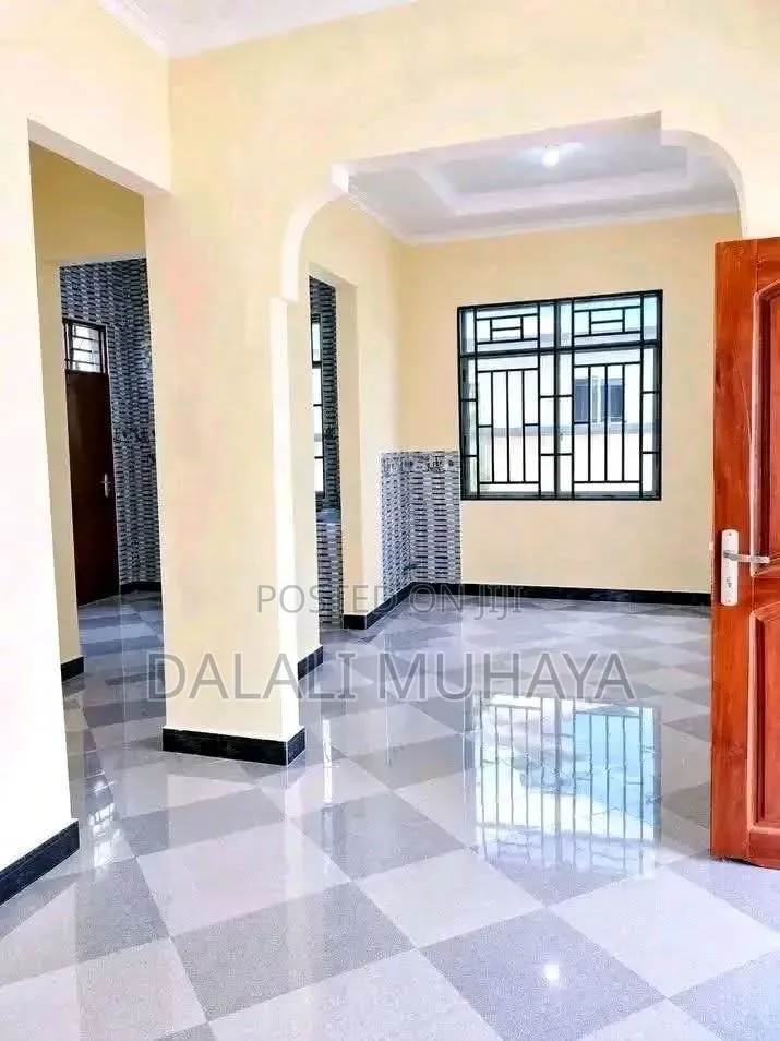 3bdrm House in Vianzi Street, Vikindu for sale