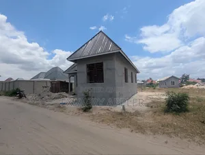 5bdrm House in 1, Ilala for sale
