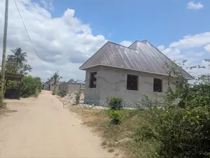 5bdrm House in 1, Ilala for sale
