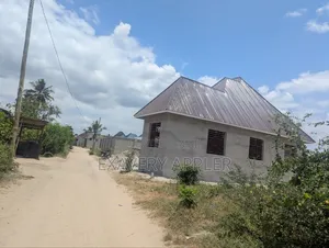 5bdrm House in 1, Ilala for sale