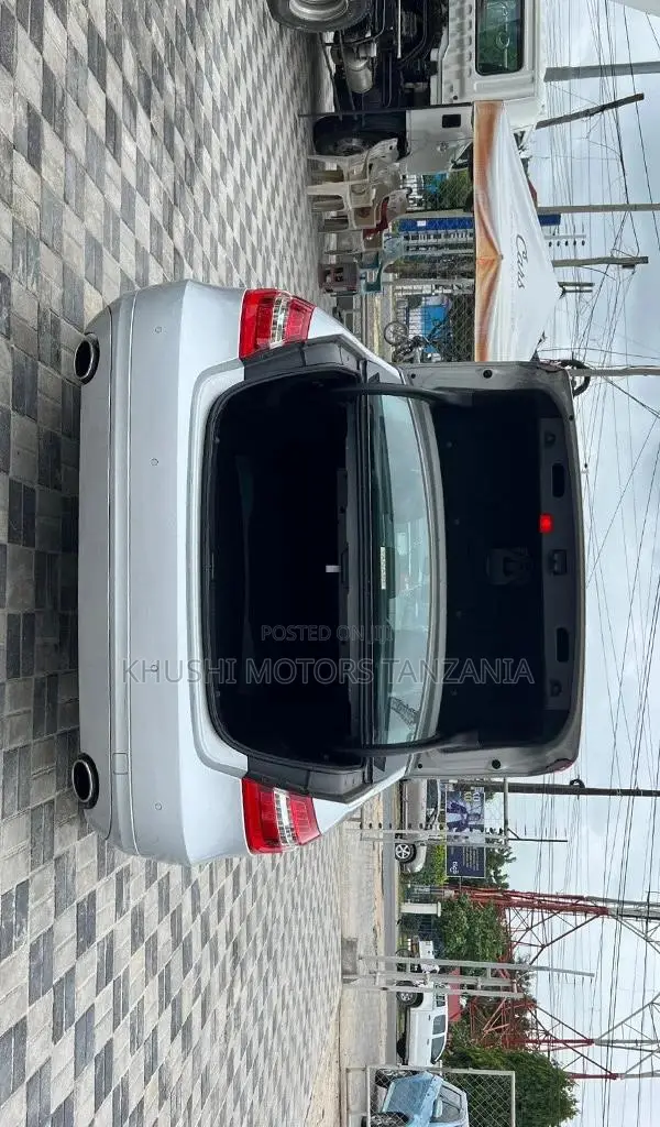 Mercedes-Benz E250 2011 Silver