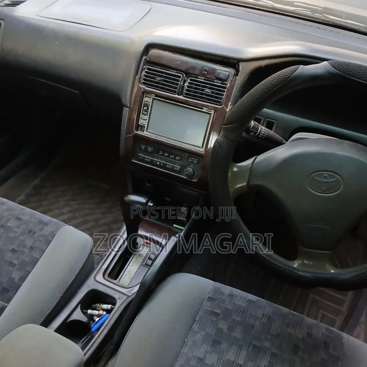 Toyota Carina 1998 Silver