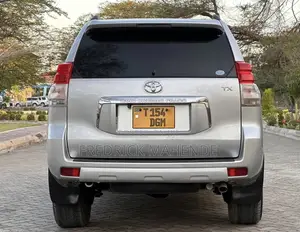 Toyota Land Cruiser Prado 2014 Silver