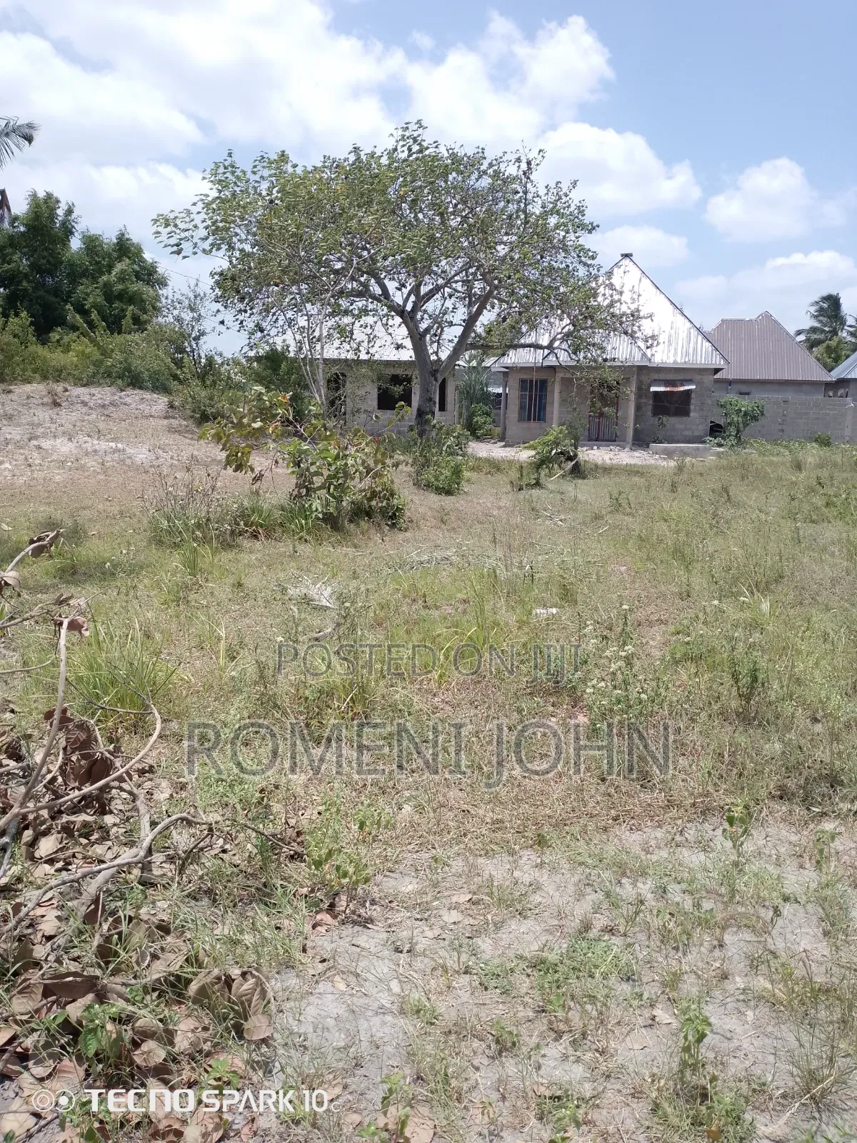 Kiwanja Sqmita 1325 Kinauzwa Milioni 27, Gongolamboto Majohe Viwege.