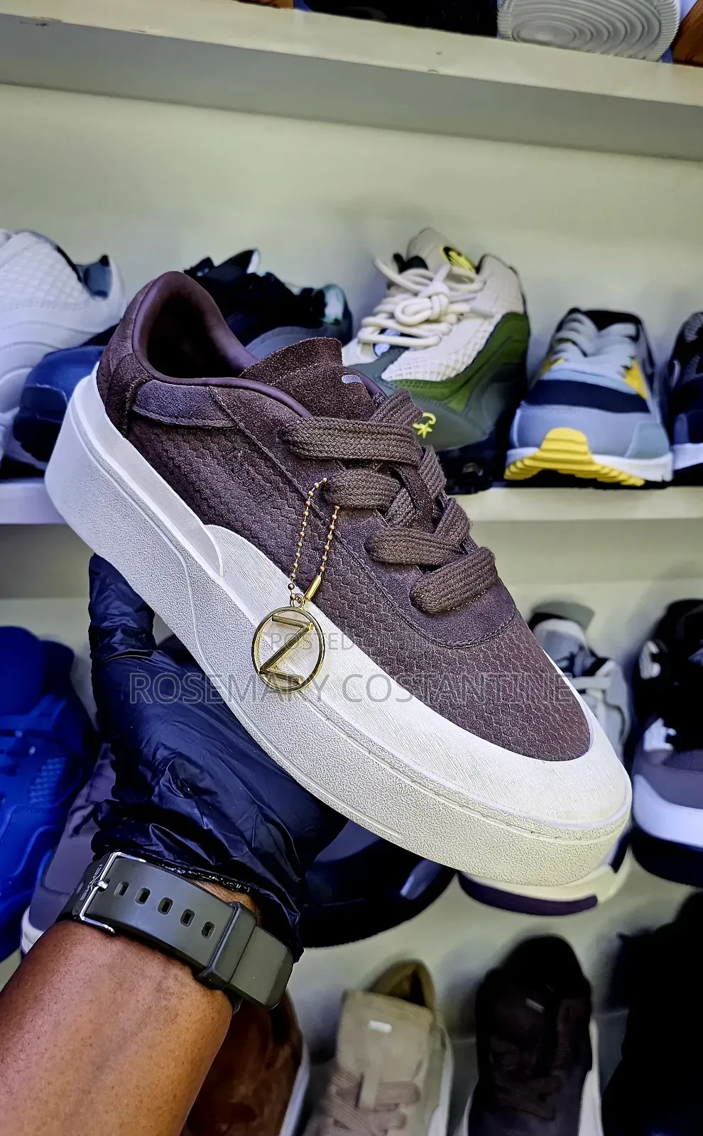 Labcourt Adidas