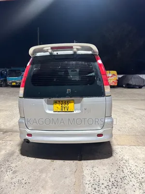 Toyota Noah 2001 Silver