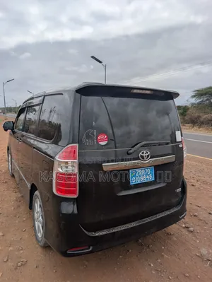 Toyota Noah 2009 Black