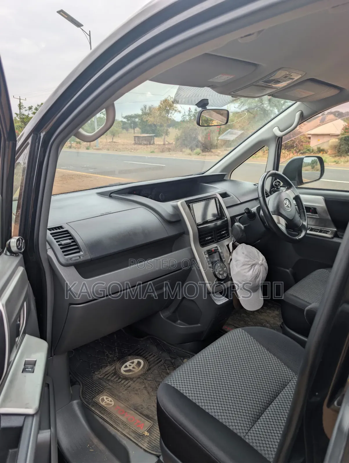 Toyota Noah 2009 Black