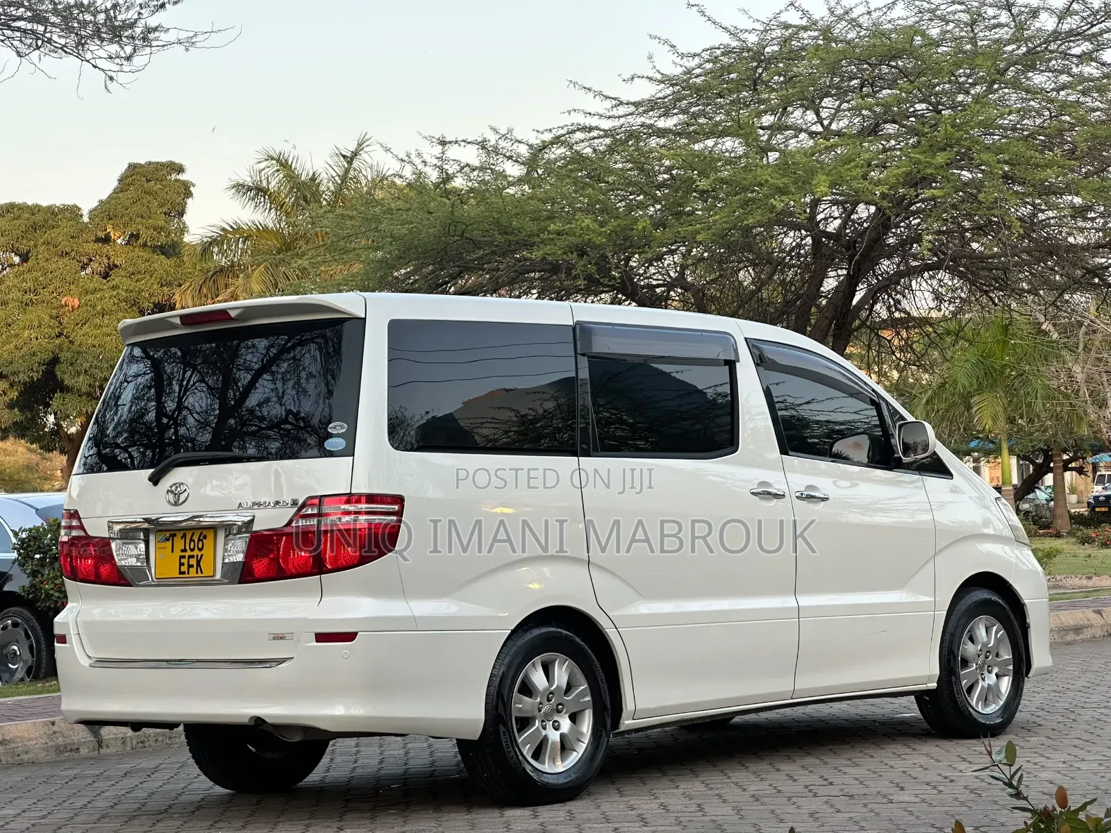 Toyota Alphard 2007 White