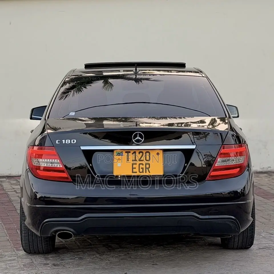 Mercedes-Benz C180 2013 Black