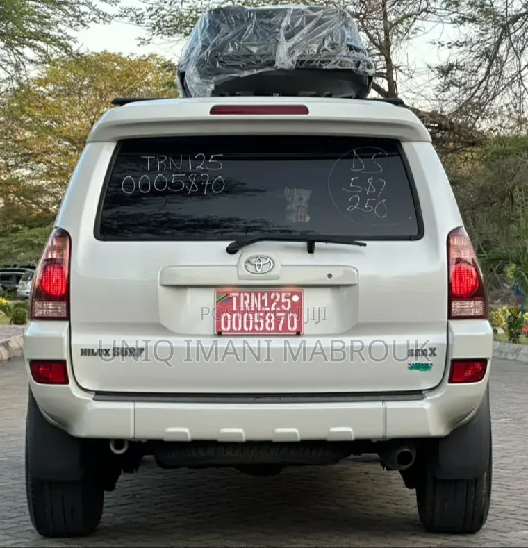 Toyota Hilux Surf 2006 White