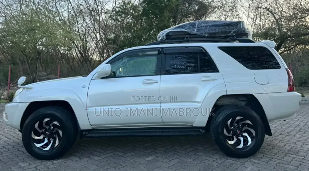 Toyota Hilux Surf 2006 White