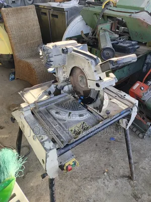 Miter Saw . Machine Za Mbao
