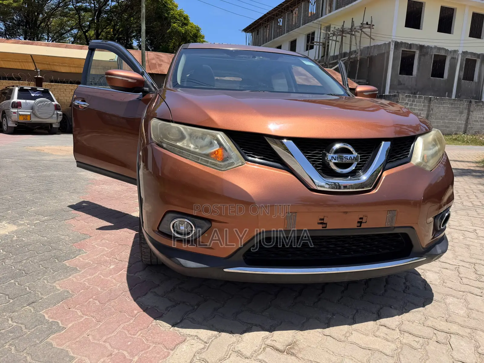Nissan X-Trail 2.5 Petrol AWD 2016 Gold