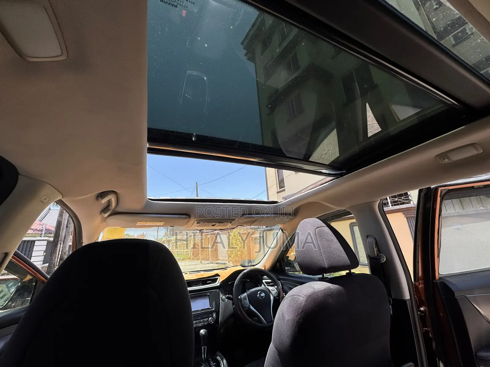 Nissan X-Trail 2.5 Petrol AWD 2016 Gold