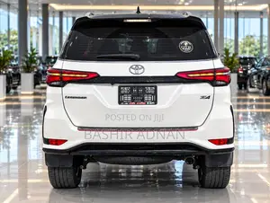 Toyota Fortuner 2.4 D AWD 2021 Black
