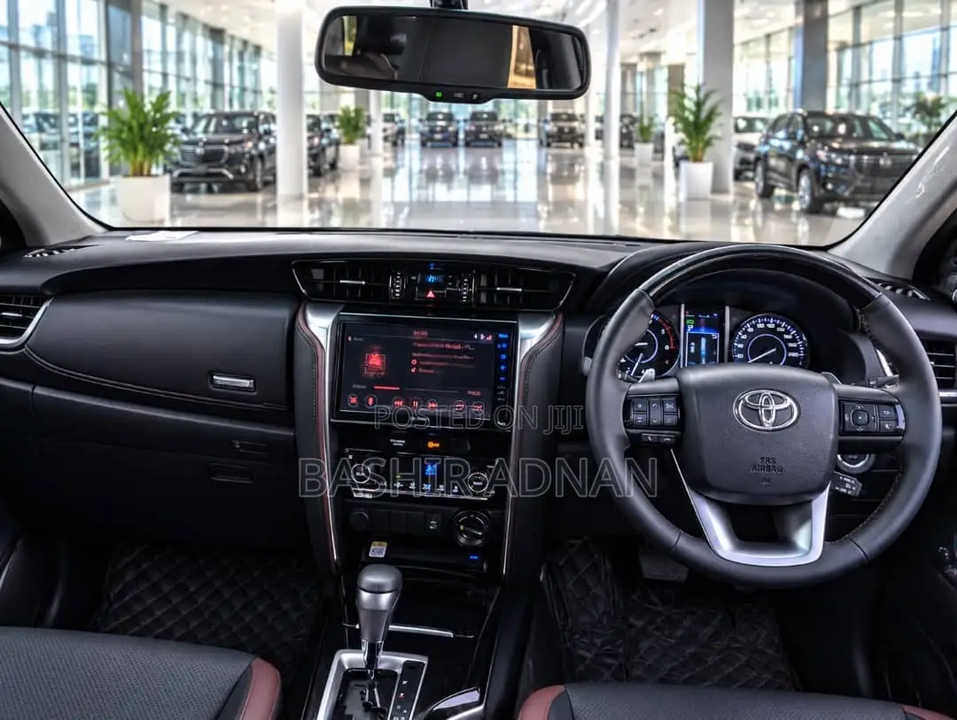 Toyota Fortuner 2.4 D AWD 2021 Black