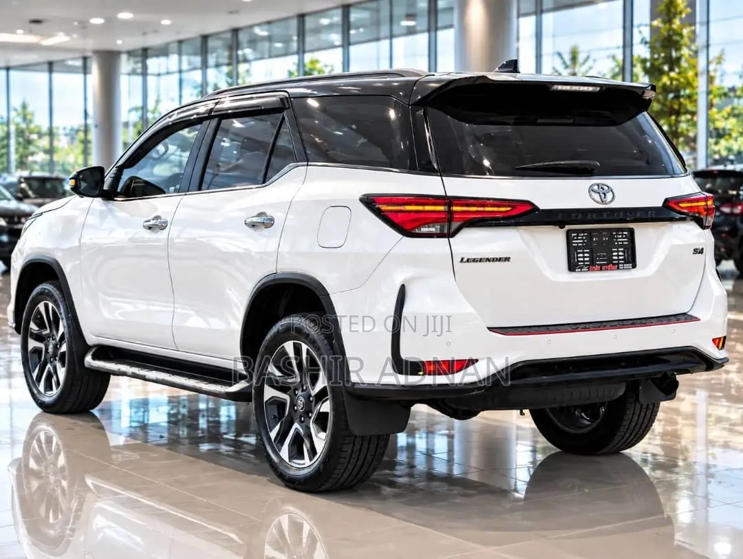 Toyota Fortuner 2.4 D AWD 2021 Black