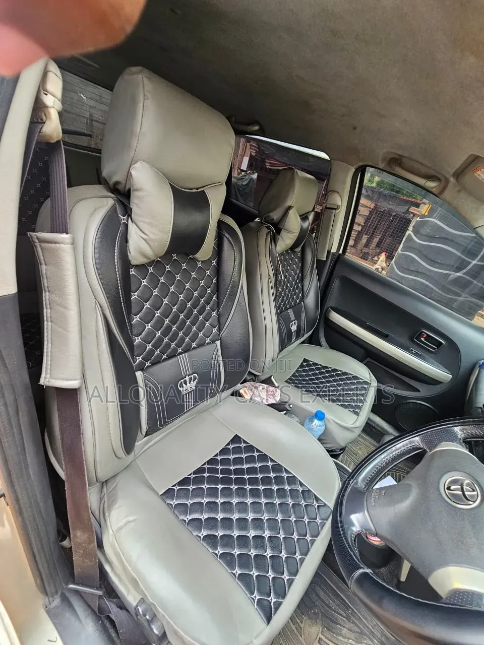 Toyota IST 2003