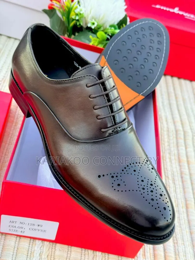 Salvatore Ferragamo Men’s Genuine Leather Oxford Shoes