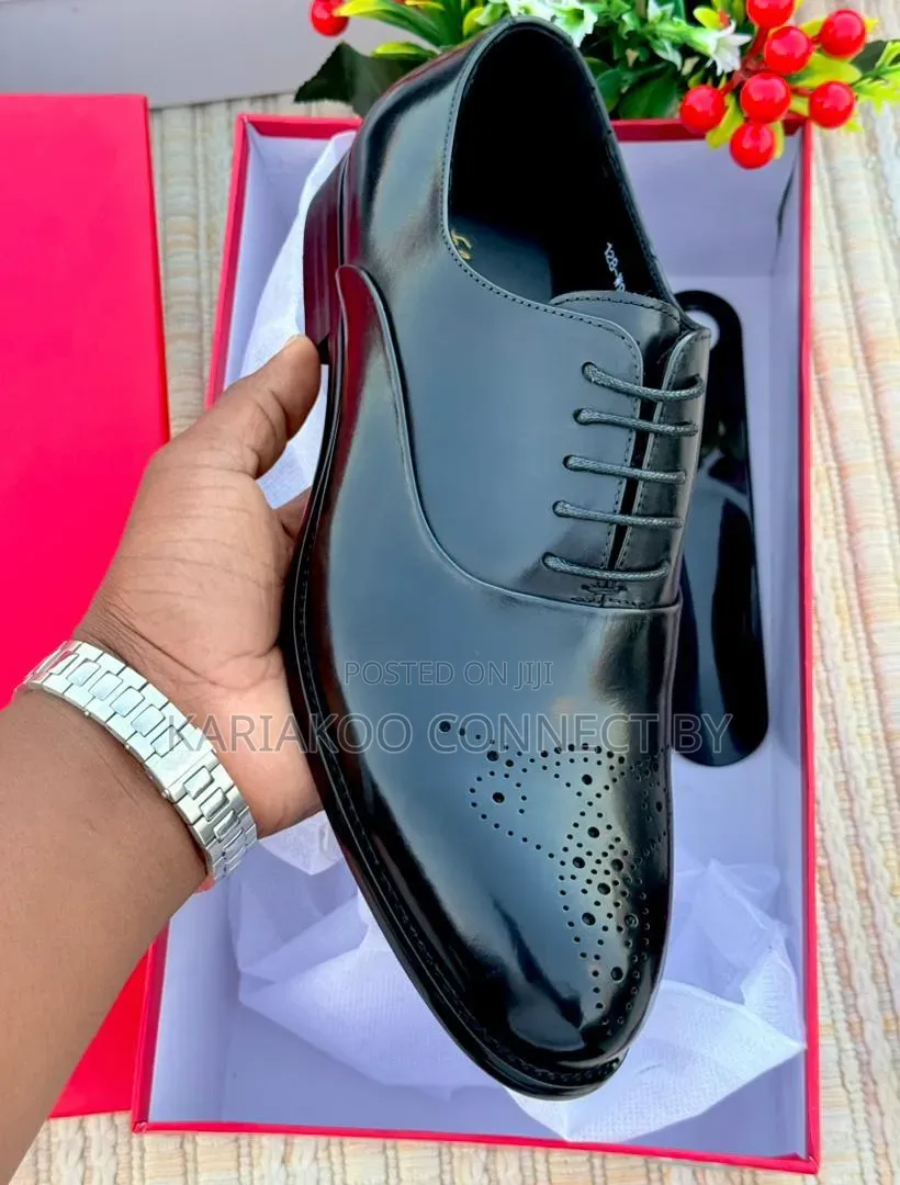 Salvatore Ferragamo Men’s Genuine Leather Oxford Shoes
