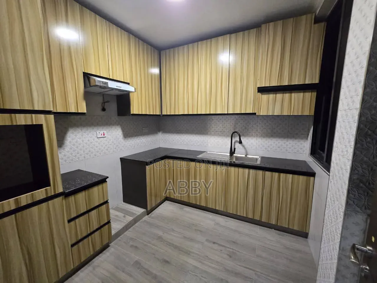 3bdrm Apartment in Abby Estate, Upanga West for rent