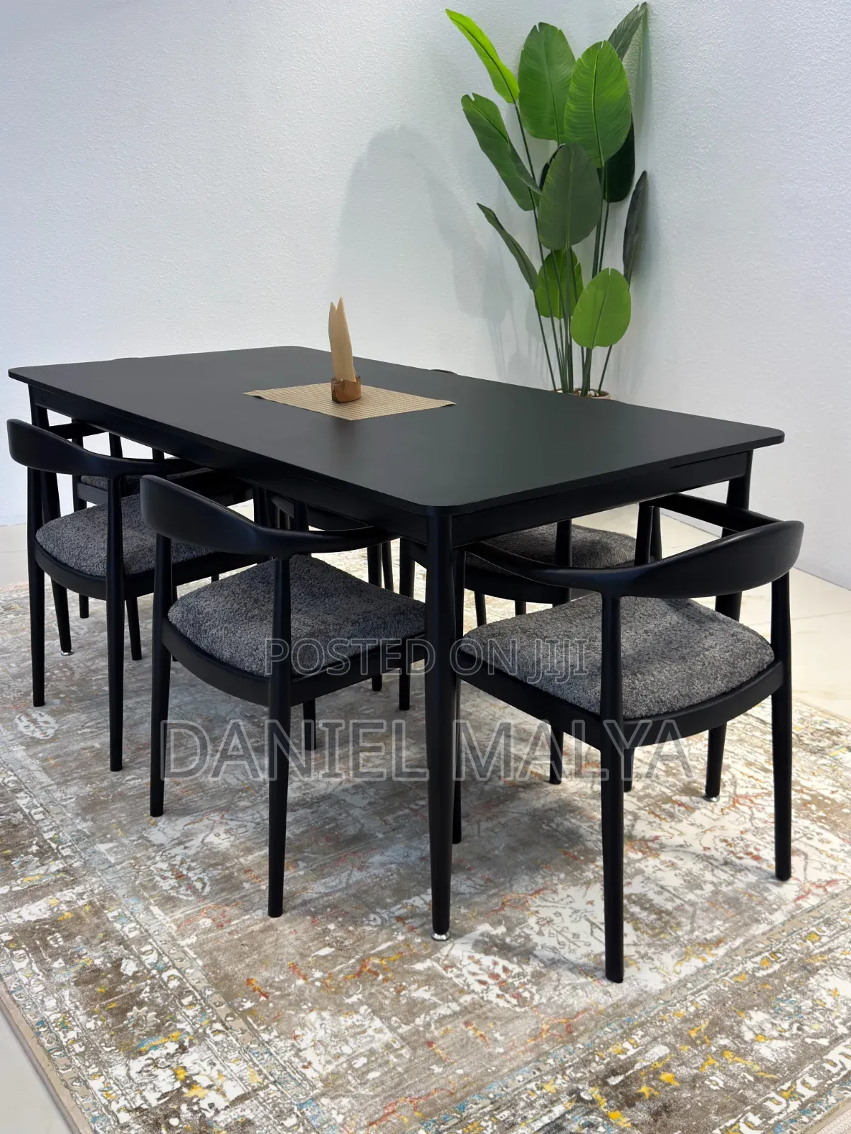 Dining Table Viti Sita Hard