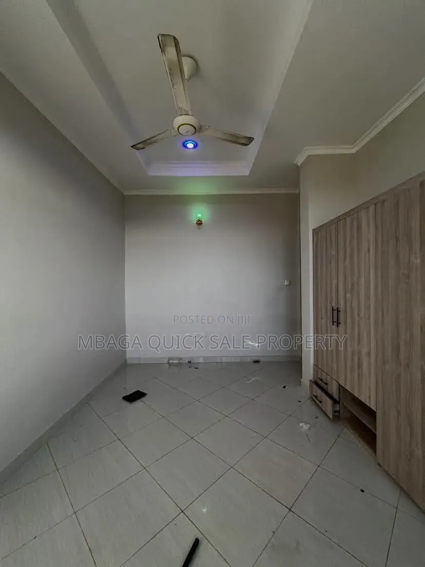 3bdrm Apartment in Makongorosi for rent