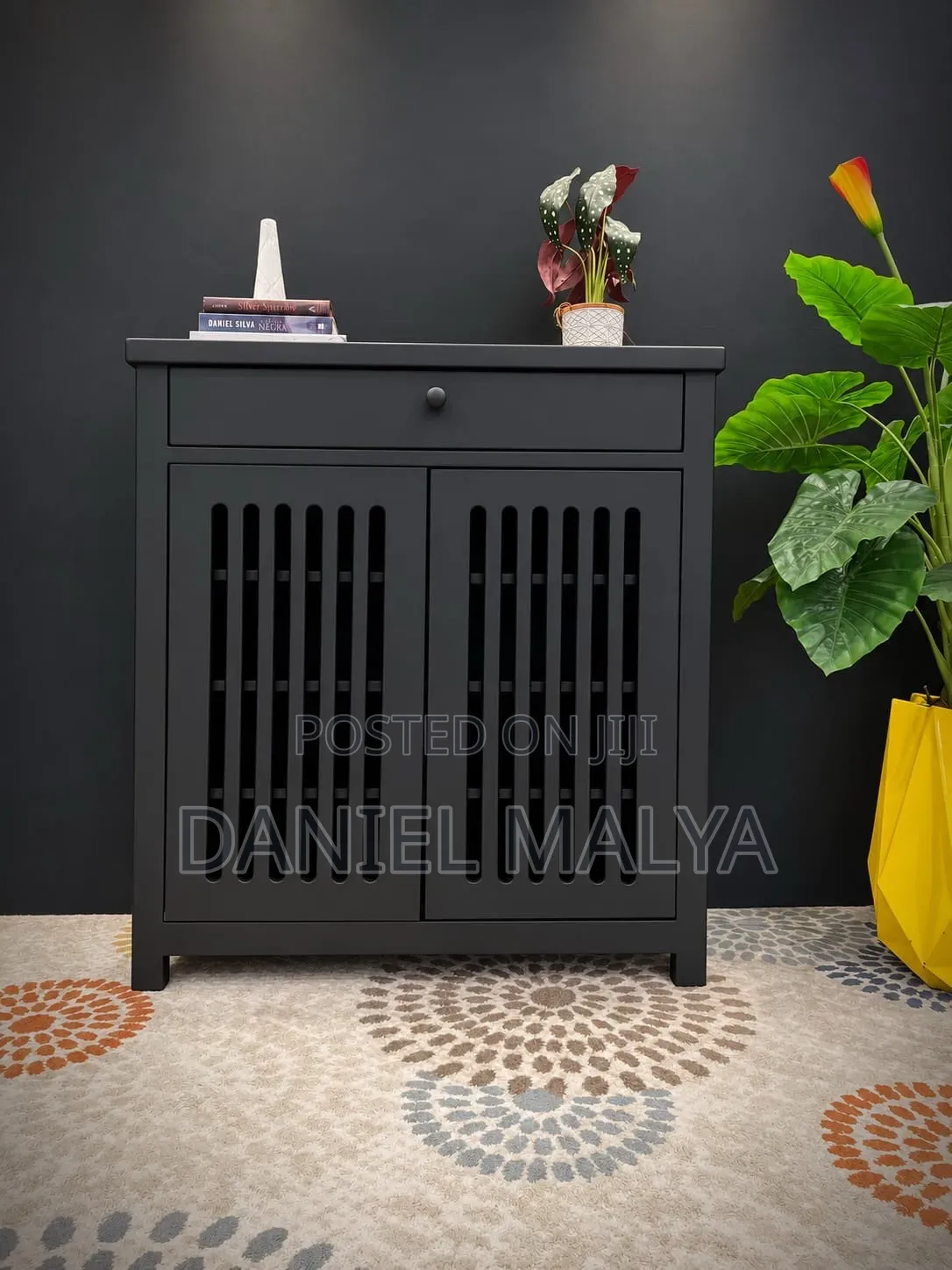 Consol Table Ya Kisasa Mart Black