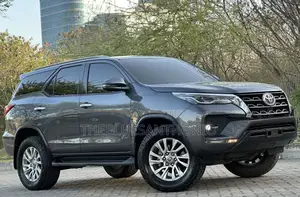 Toyota Fortuner 2.8 D RWD 2021 Gray
