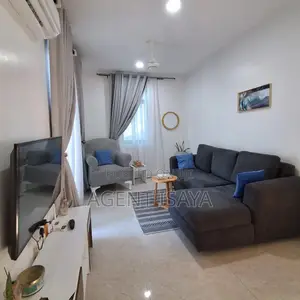 Furnished 2bdrm Apartment in Oyster Bay for rent