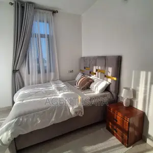 Furnished 2bdrm Apartment in Oyster Bay for rent
