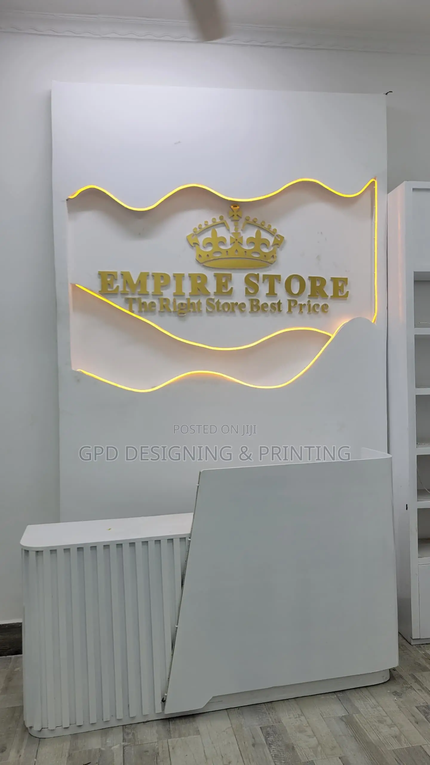 Kwa Logo Za Ndani Ya Office Yako Tucheki Sisi