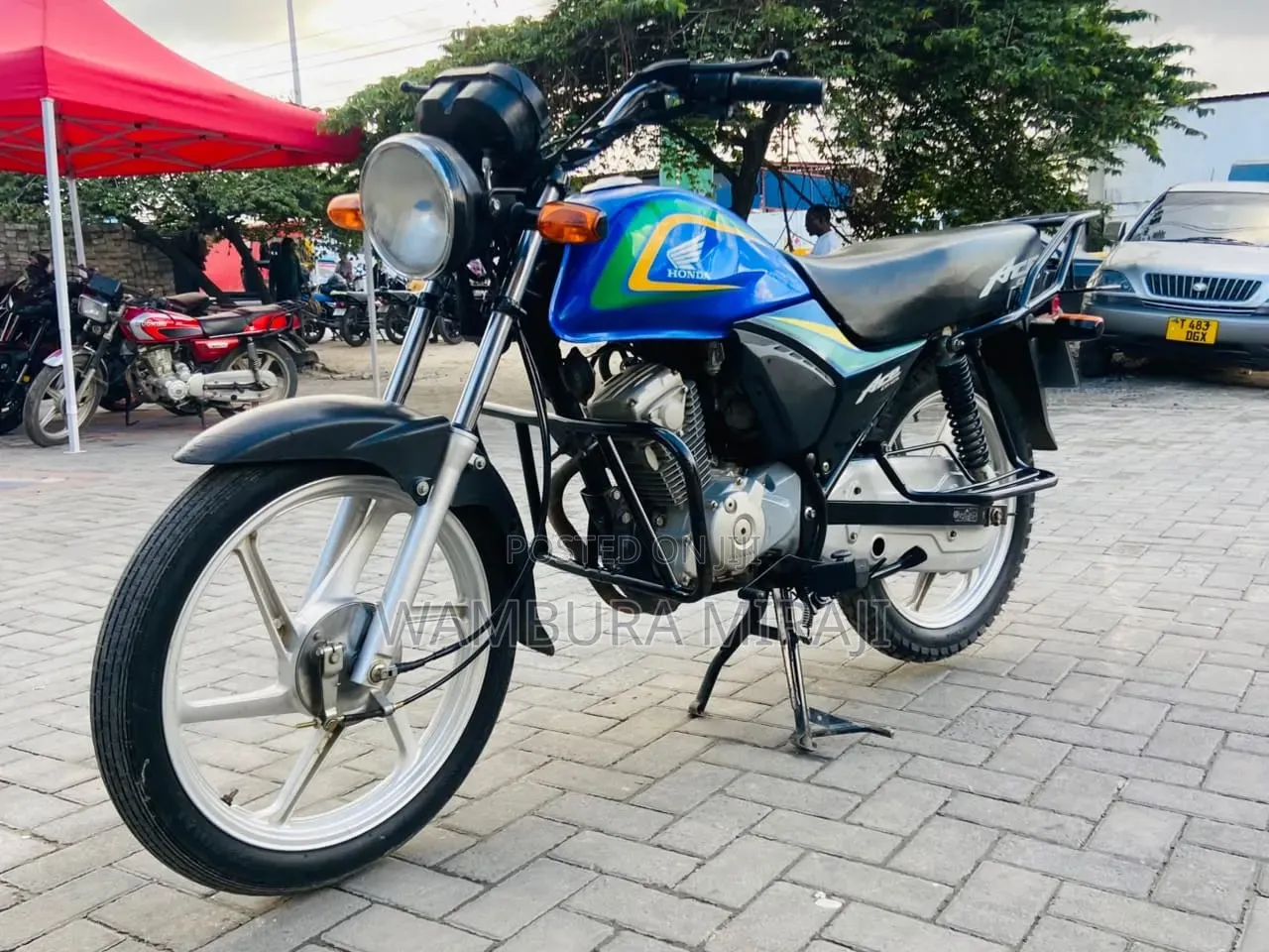 Honda CB 2026 Blue