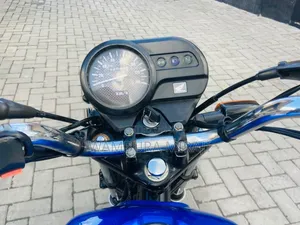 Honda CB 2026 Blue