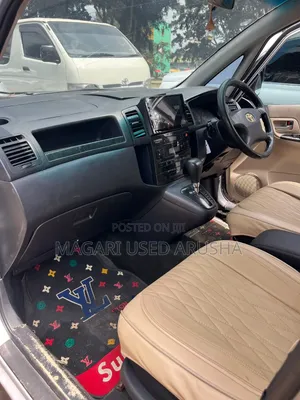 Toyota Corolla Spacio 2004 Silver