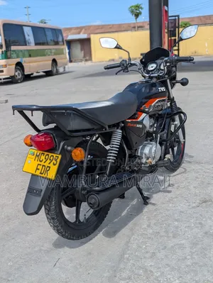 TVS HLX 125 2026 Black