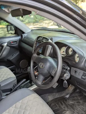 Toyota RAV4 2005 Black