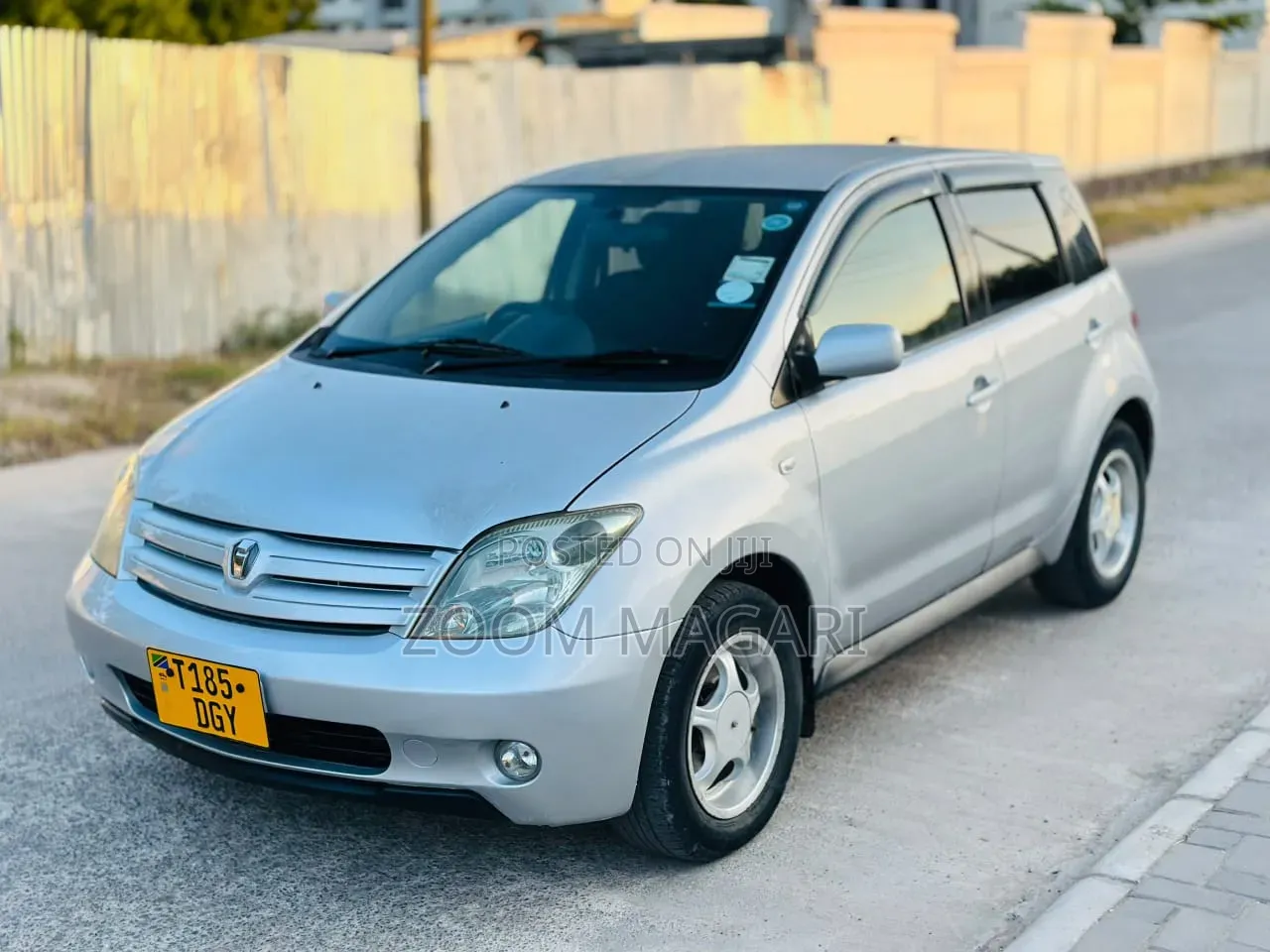 Toyota IST 2007 Silver
