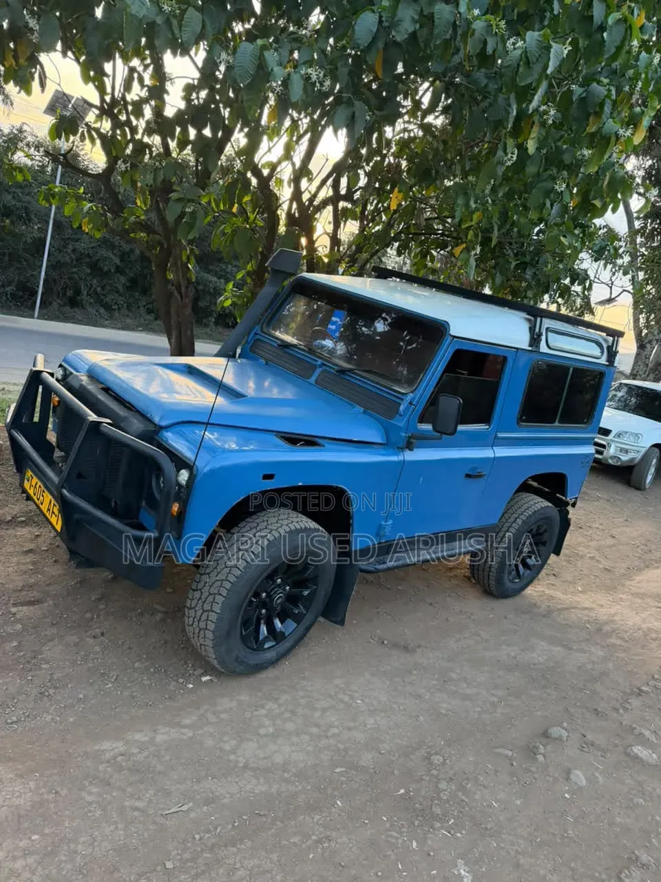 Land Rover Defender 2000 Blue