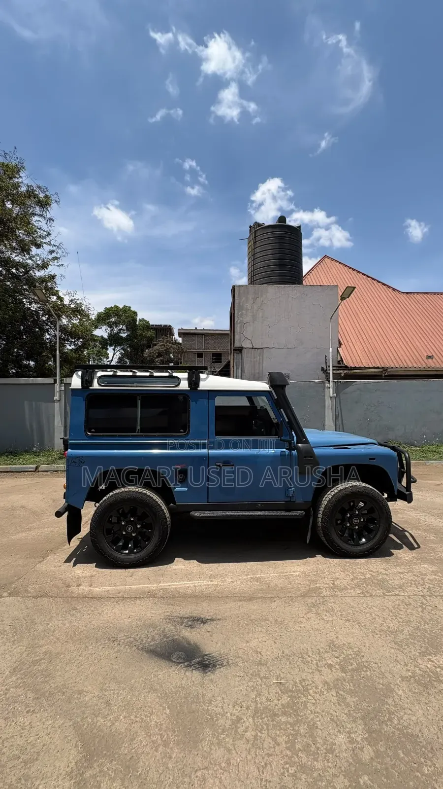 Land Rover Defender 2000 Blue