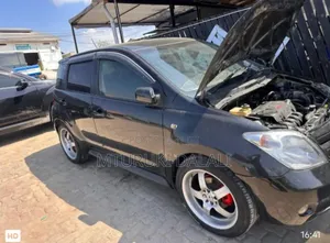 Toyota IST 2003 Black