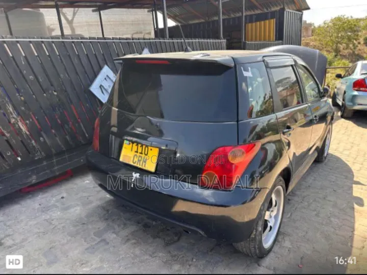 Toyota IST 2003 Black