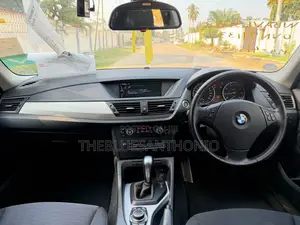 BMW X1 2011 Pearl