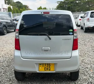 Suzuki Wagon R 2014 Silver